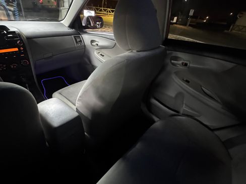 Used 2012 Toyota Corolla L image 16