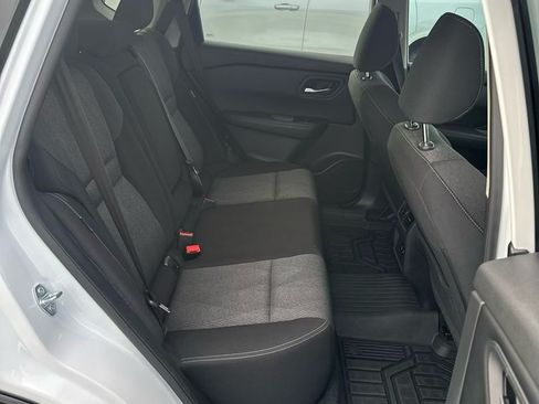 Used 2025 Nissan Rogue SV image 13