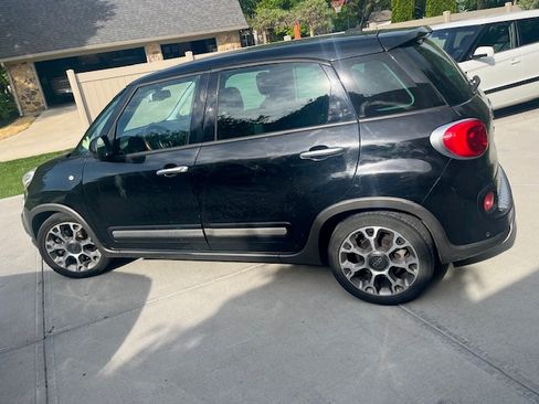 Used 2014 FIAT 500L Trekking w/ Popular Equipment Group FWD image 4