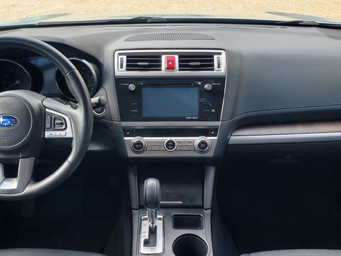 Used 2017 Subaru Outback 2.5i Limited image 26