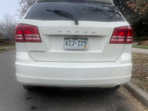 Used 2019 Dodge Journey SE image 9