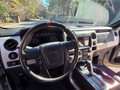 Used 2013 Ford F150 Raptor w/ Luxury Equipment Group image 20