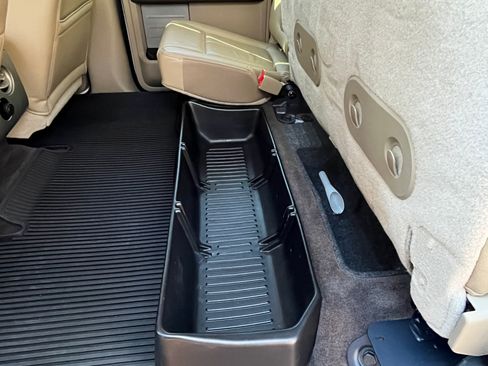 Used 2010 Ford F150 Lariat image 13