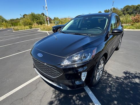 Used 2022 Ford Escape SEL AWD/4WD image 1