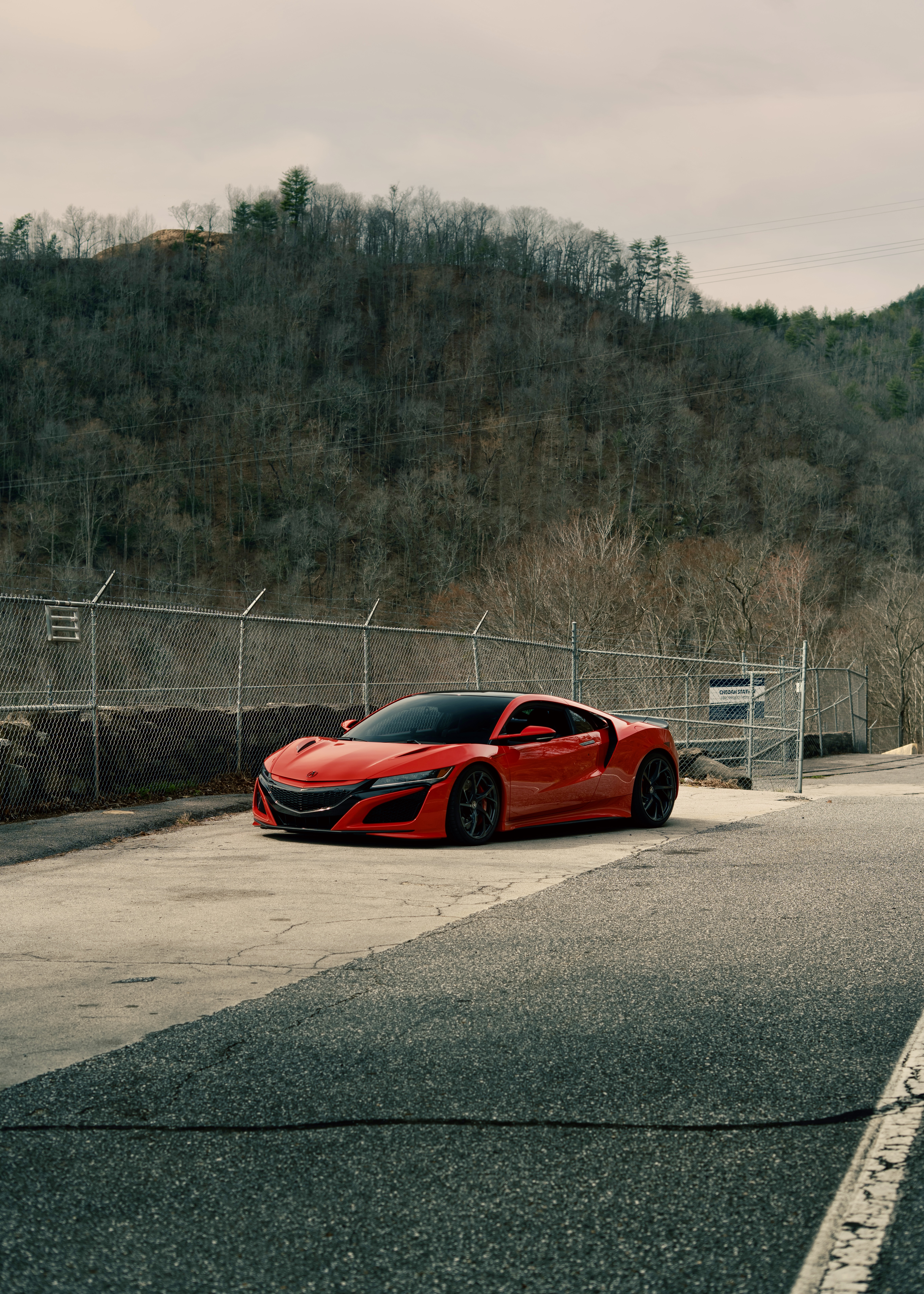 Used 2020 Acura NSX AWD/4WD image 2