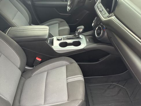 Used 2024 Chevrolet Blazer LT w/ Convenience Package image 8