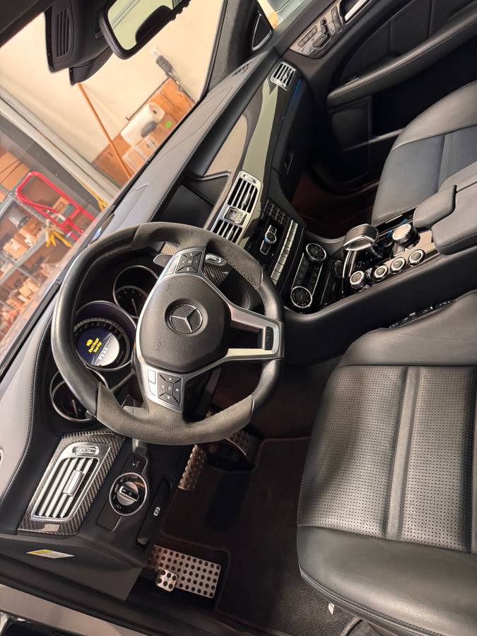 Used 2012 Mercedes-Benz CLS 63 AMG image 6