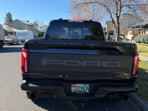 Used 2025 Ford F150 Raptor image 4