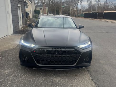 Used 2025 Audi RS 7 Performance w/ Black Optic Package AWD/4WD image 9