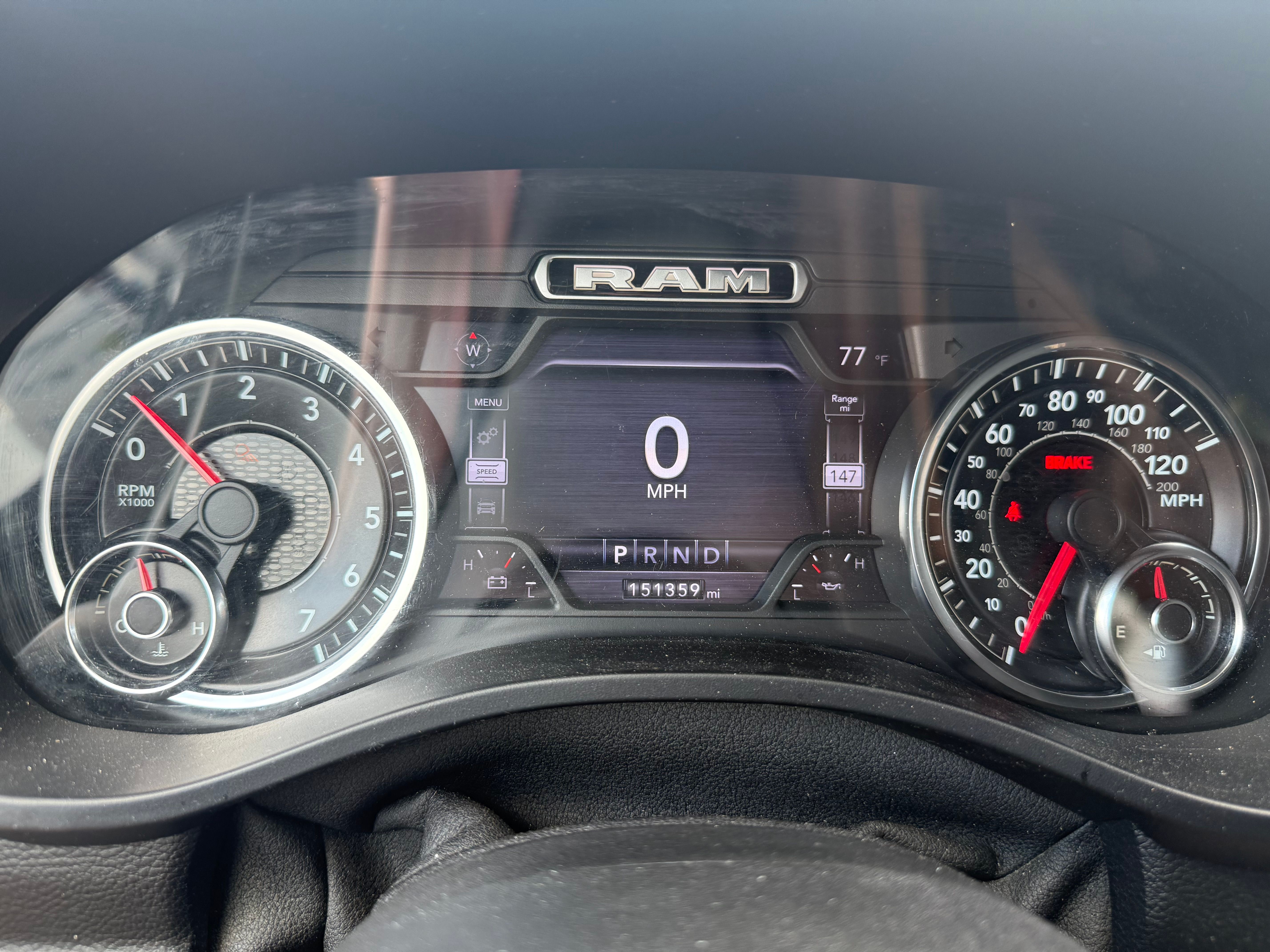 Used 2019 RAM 1500 Laramie w/ Sport Appearance Package AWD/4WD image 14