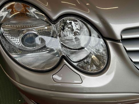 Used 2005 Mercedes-Benz SL 55 AMG image 14