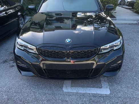 Used 2021 BMW 330i xDrive Sedan w/ M Sport Package image 4