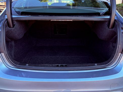 Used 2017 Volvo S60 T5 Inscription image 13