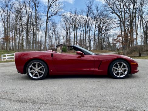 Used 2009 Chevrolet Corvette Convertible w/ Preferred Equipment Group image 28