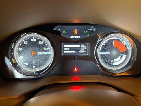 Used 2012 Fisker Karma EcoSport image 21