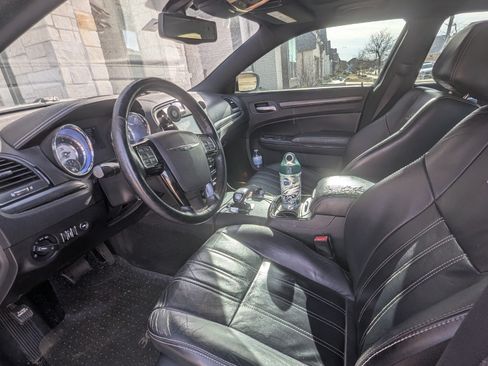 Used 2012 Chrysler 300 S w/ Luxury Group image 6