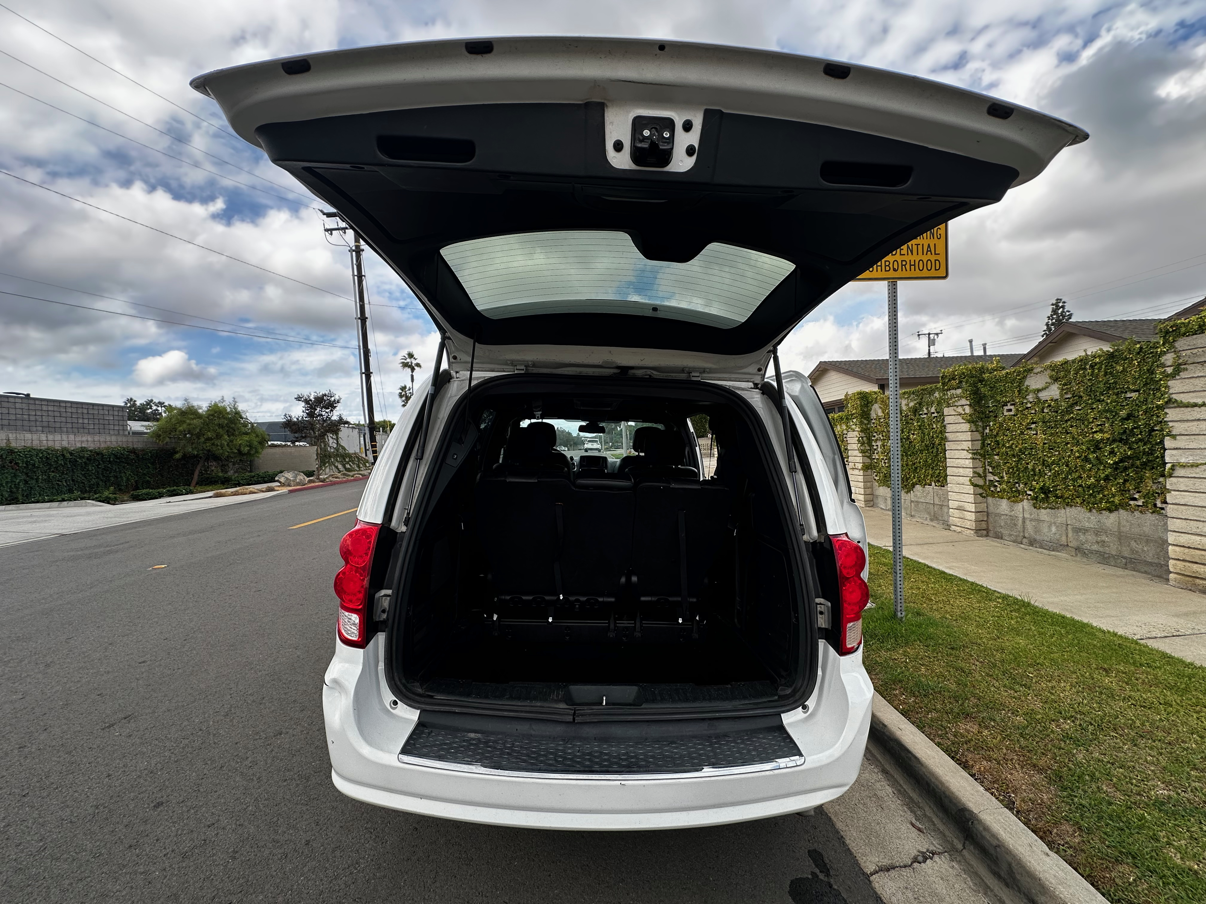 Used 2019 Dodge Grand Caravan GT FWD image 9