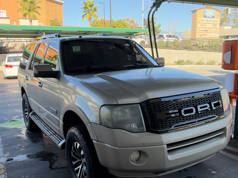 Used 2007 Ford Expedition Limited image 1