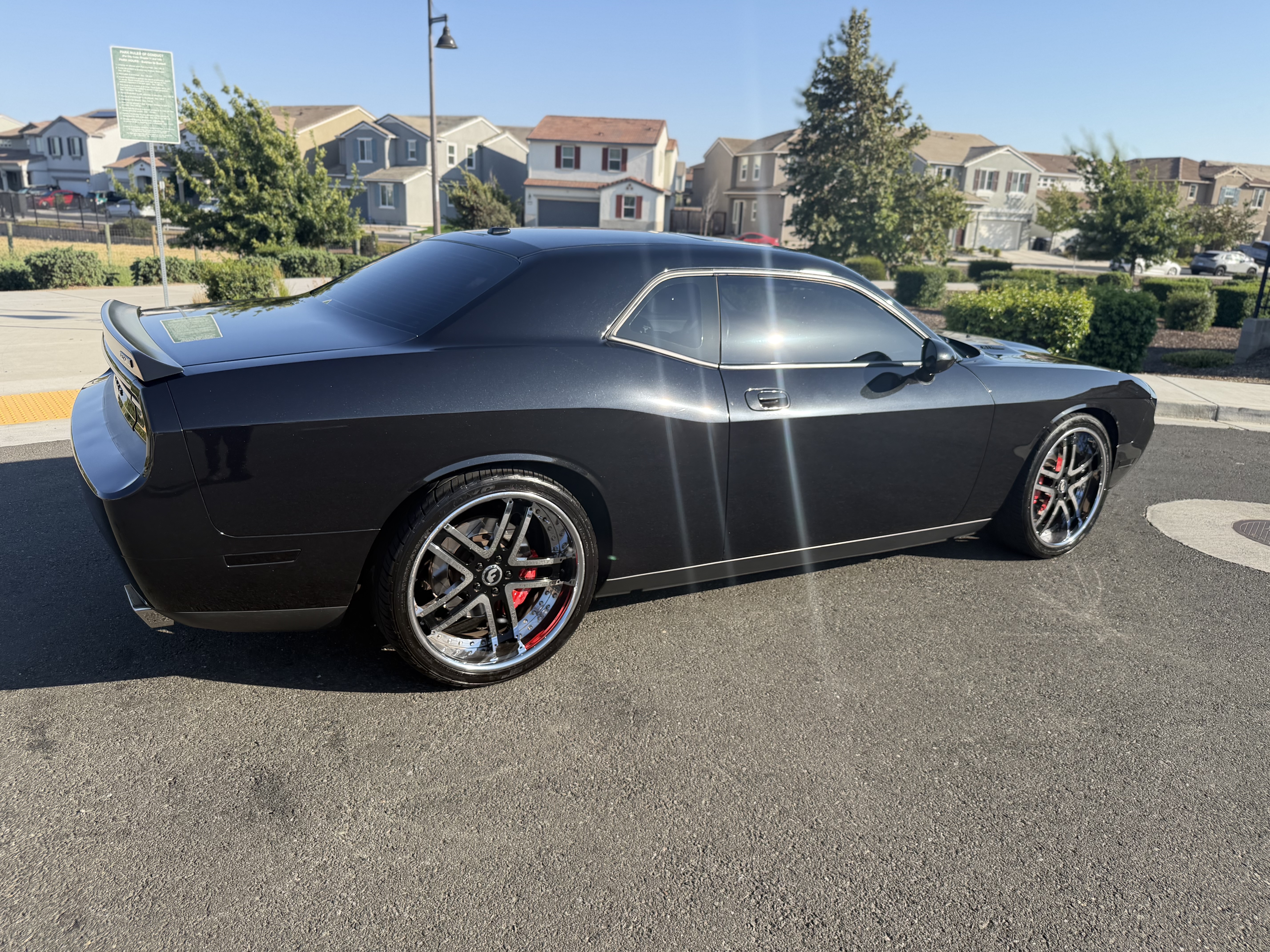 Used 2010 Dodge Challenger SRT8 w/ SRT Option Group II RWD image 28