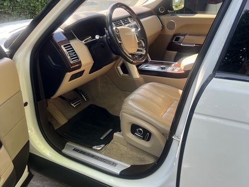 Used 2017 Land Rover Range Rover Long Wheelbase Supercharged image 2