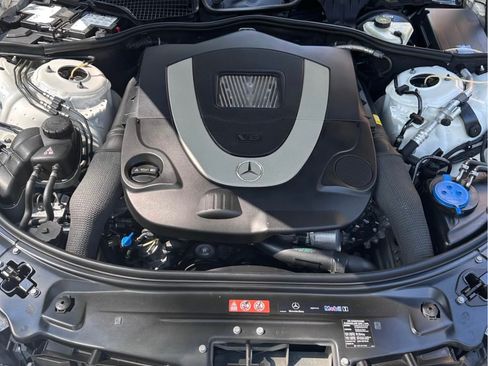 Used 2010 Mercedes-Benz S 550 image 32