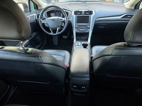 Used 2017 Ford Fusion Energi SE image 14