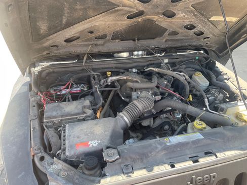 Used 2009 Jeep Wrangler Unlimited X image 14