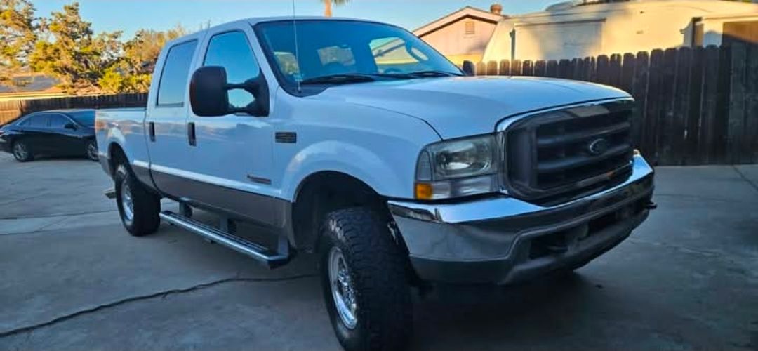 Used 2004 Ford F250 Lariat AWD/4WD image 1