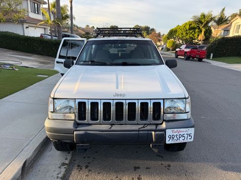 Used 1996 Jeep Grand Cherokee Laredo image 2