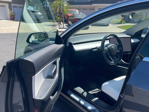 Used 2019 Tesla Model 3 RWD image 28