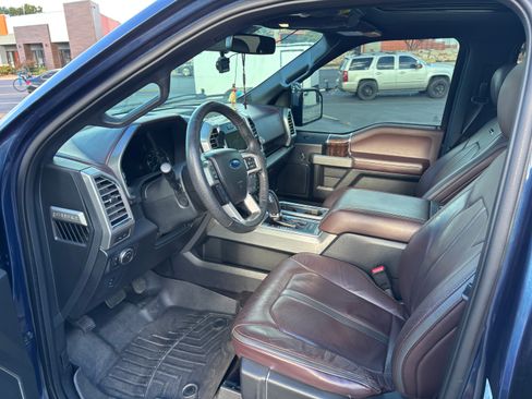 Used 2015 Ford F150 Platinum w/ Equipment Group 701A Luxury image 6