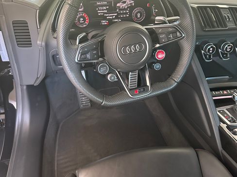 Used 2020 Audi R8 V10 performance image 9