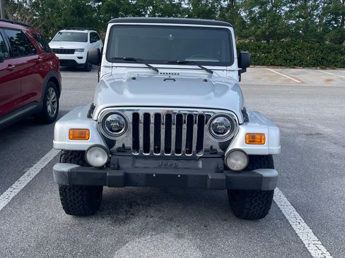 Used 2006 Jeep Wrangler Unlimited image 2