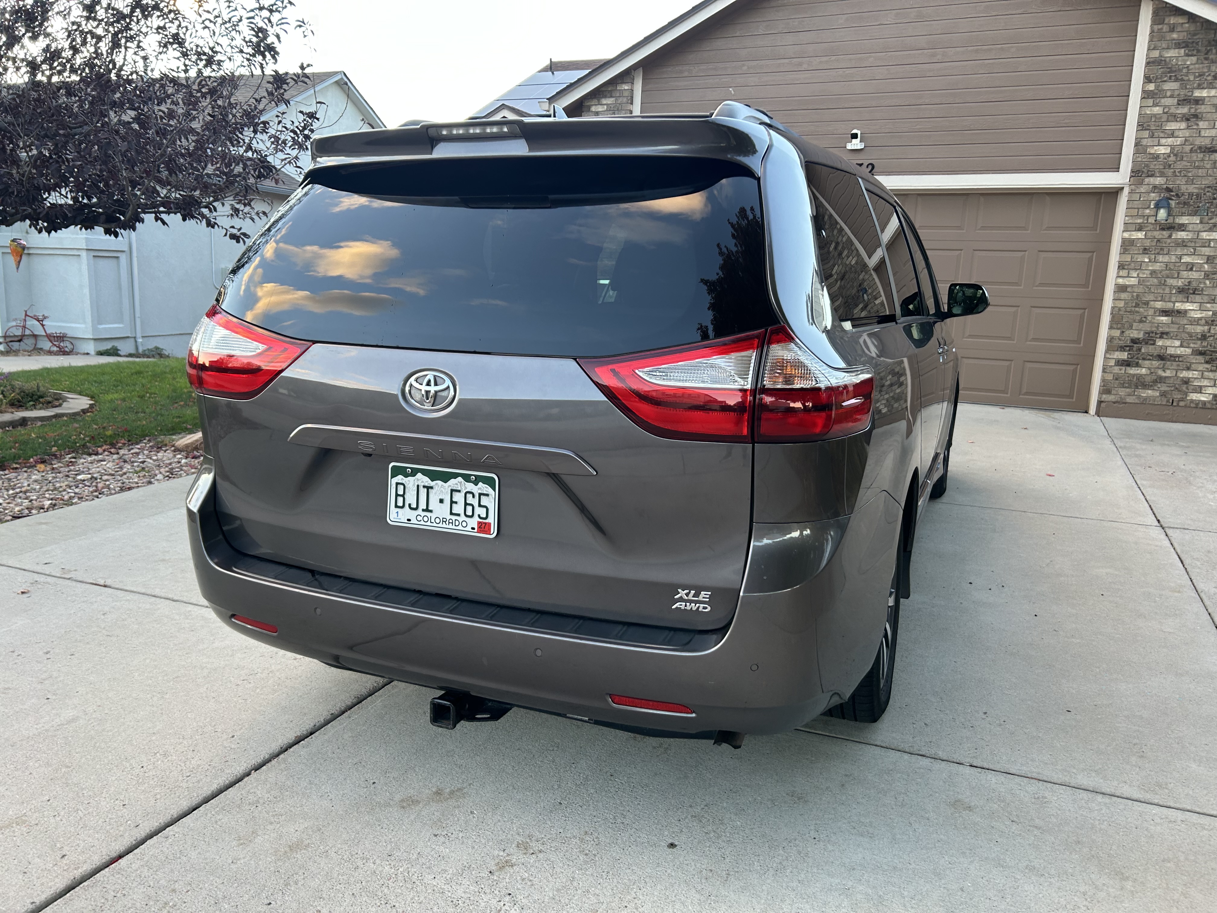 Used 2019 Toyota Sienna XLE Premium AWD/4WD image 8