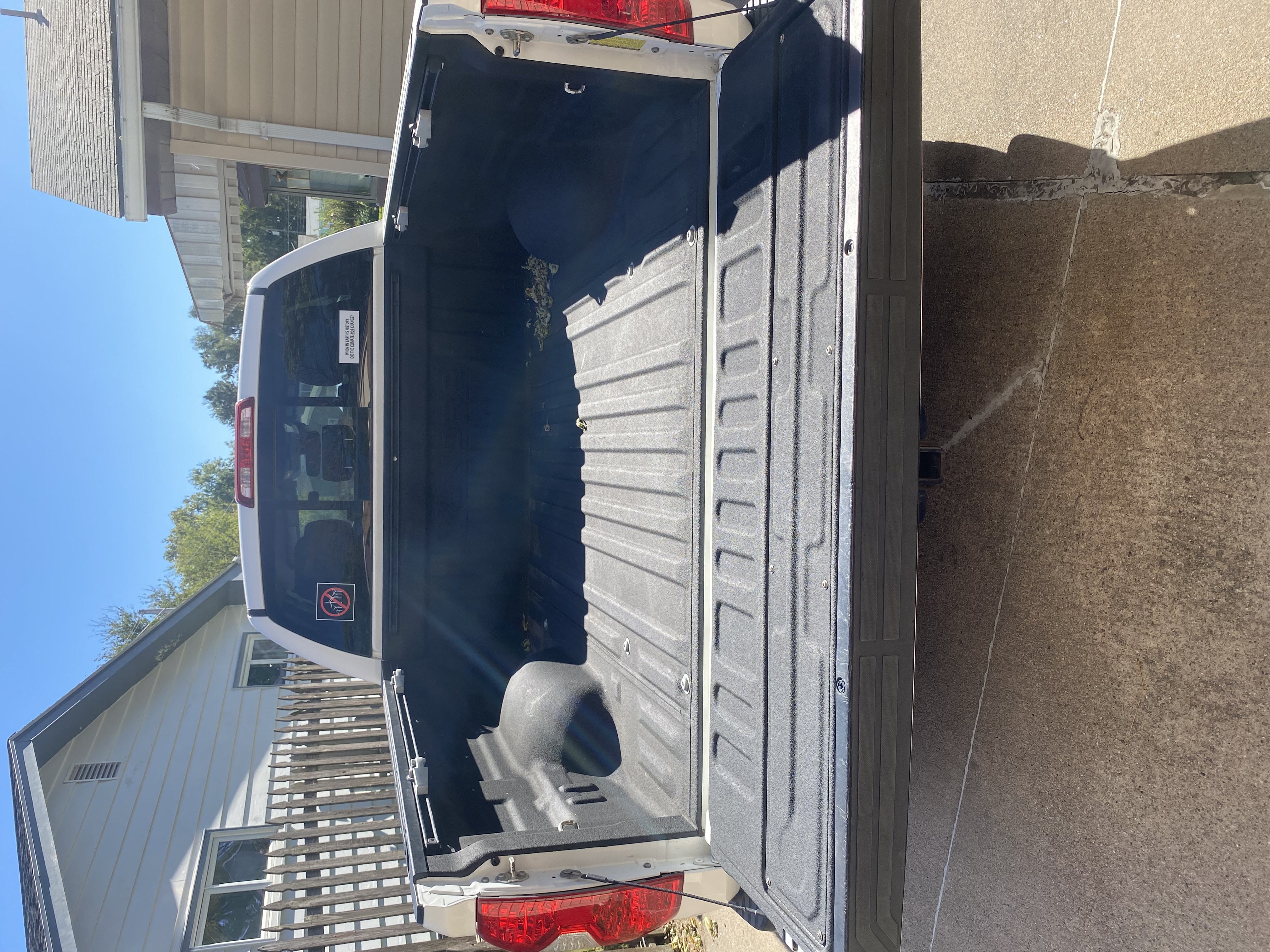 Used 2018 Toyota Tundra SR5 w/ TRD Off Road Package AWD/4WD image 17