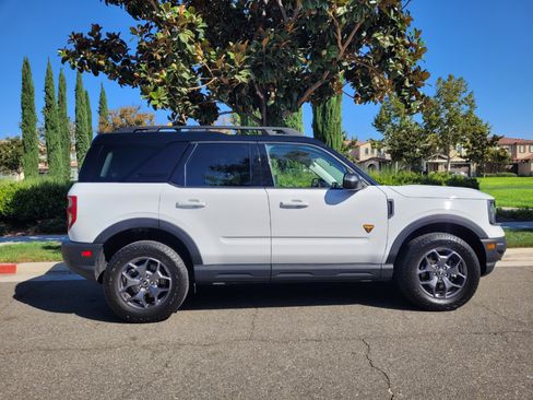 Used 2024 Ford Bronco Sport Badlands w/ Premium Package image 9