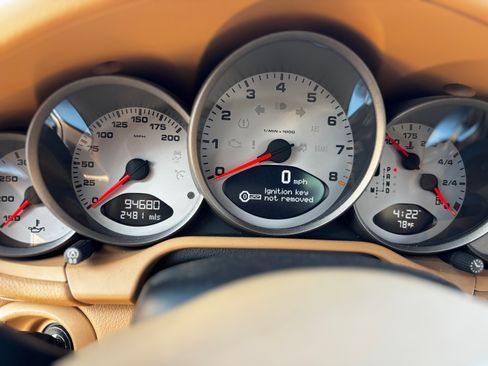 Used 2011 Porsche 911 Carrera S image 9