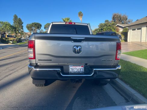 Used 2020 RAM 2500 Big Horn w/ Level 1 Equipment Group image 8