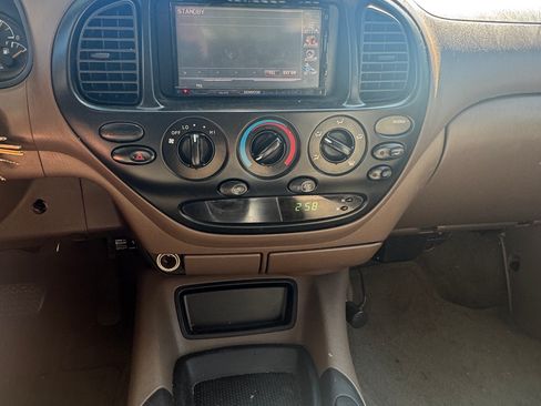 Used 2004 Toyota Tundra SR5 image 10