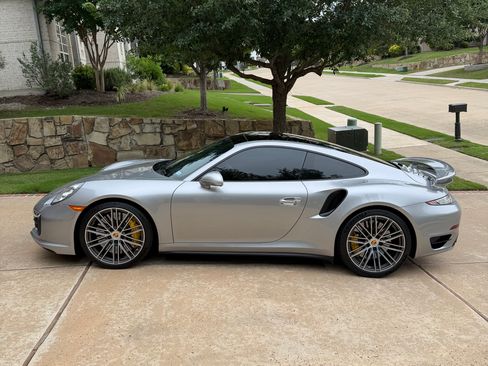 Used 2014 Porsche 911 Turbo S AWD/4WD image 6
