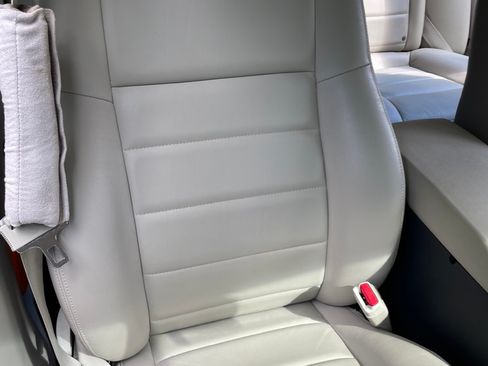 Used 2005 Dodge Magnum R/T image 10