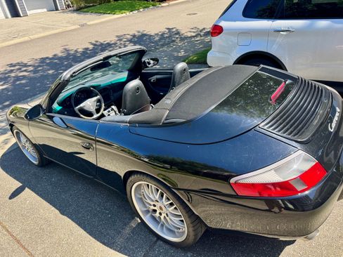 Used 2001 Porsche 911 Carrera 4 AWD/4WD image 3