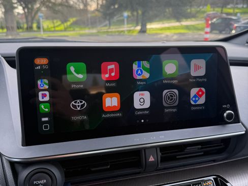 Used 2024 Toyota Prius Limited image 10