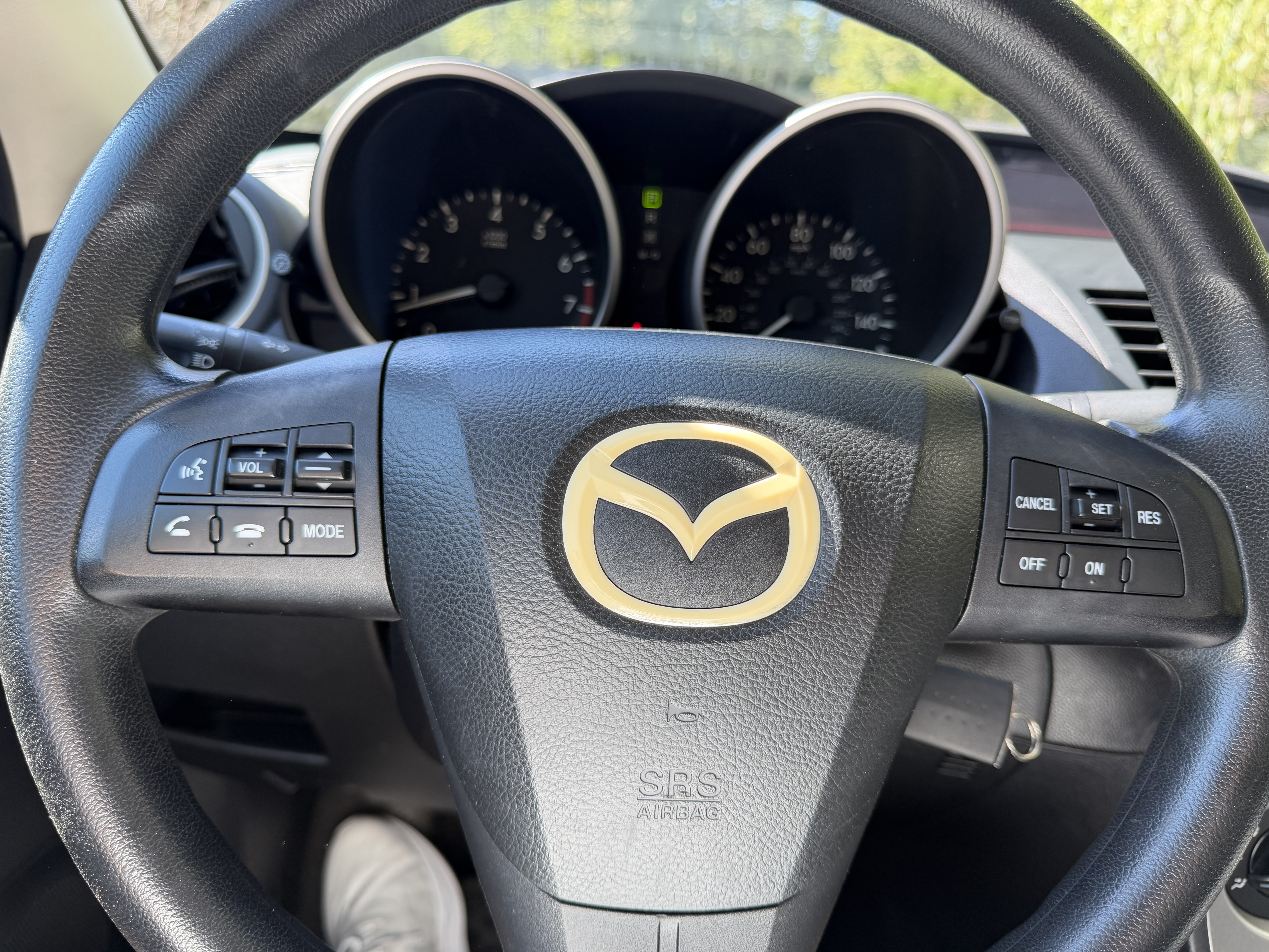 Used 2010 MAZDA MAZDA3 i Touring FWD image 19