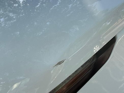 Used 2019 Land Rover Range Rover Velar S AWD/4WD image 11