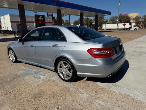 Used 2013 Mercedes-Benz E 350 Sedan image 8