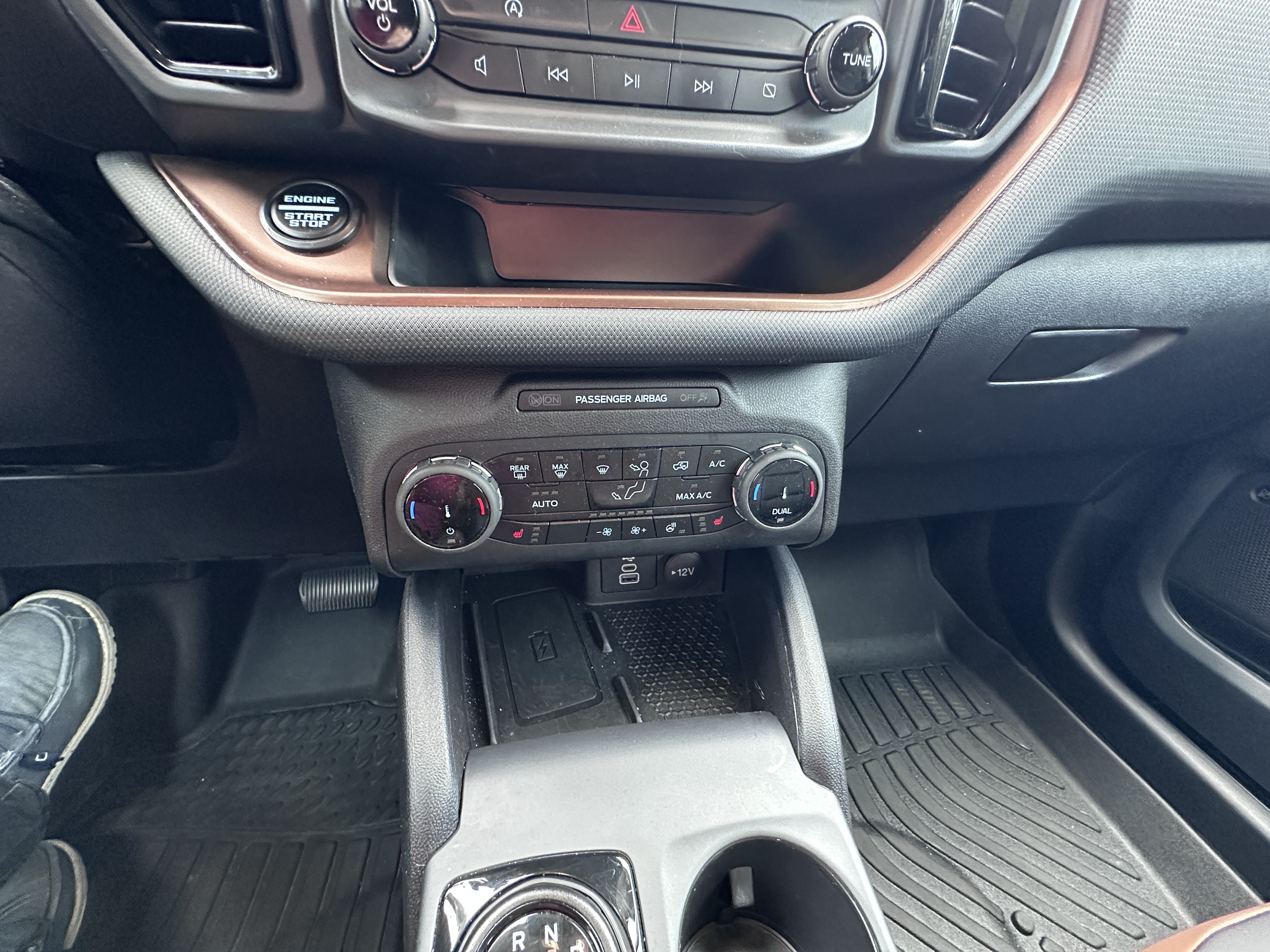 Used 2024 Ford Bronco Sport Outer Banks w/ Tech Package AWD/4WD image 8