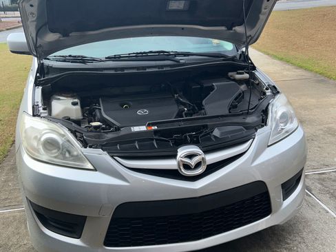 Used 2008 MAZDA MAZDA5 Sport image 16