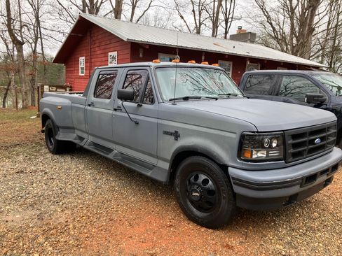 Used 1997 Ford F350 2WD Crew Cab image 2
