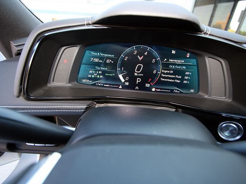 Used 2024 Chevrolet Corvette Stingray Convertible 2D w/ Z51 Performance Package image 14